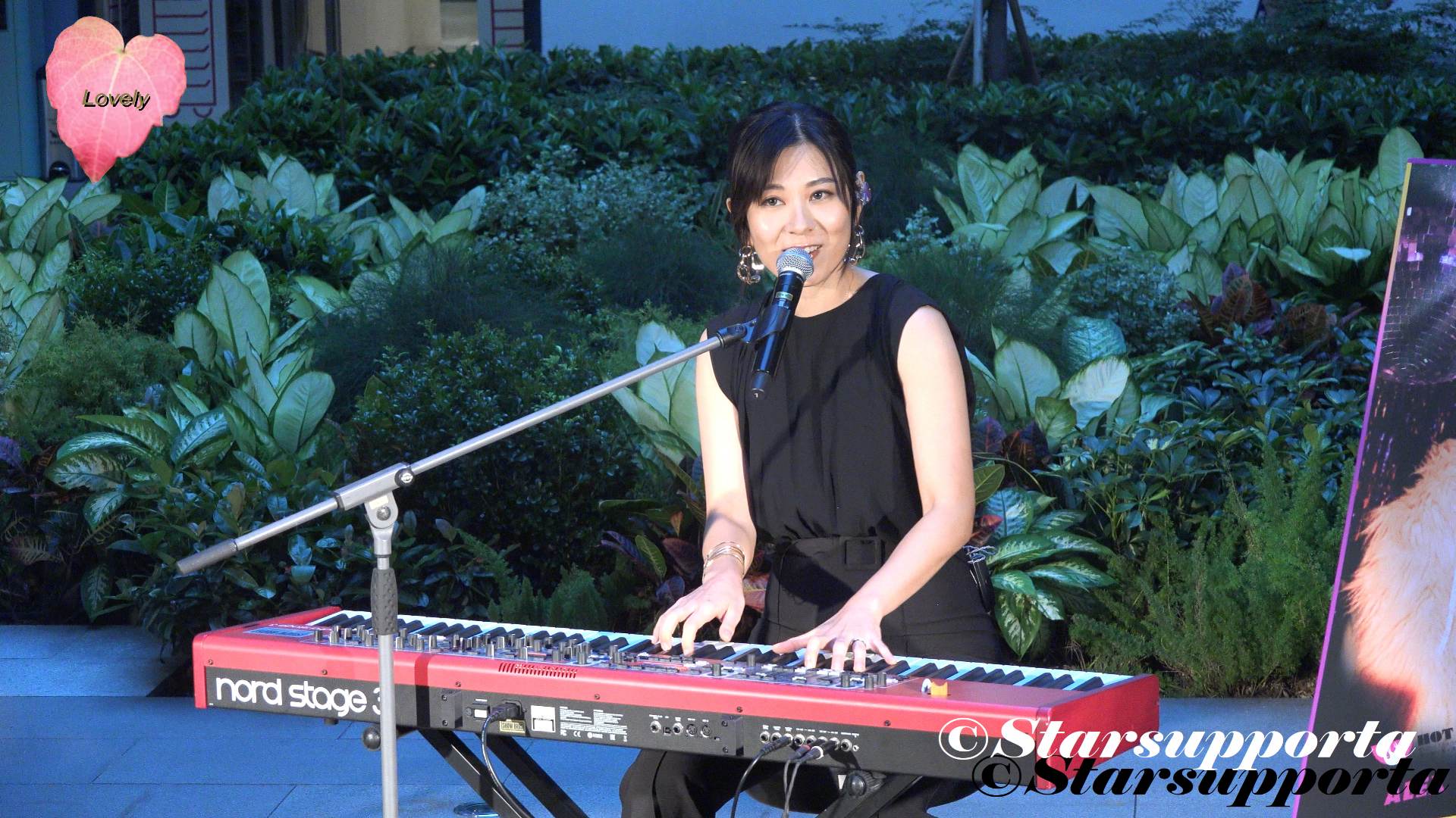 20221009 葉中月 Robynn @ Alex x Robynn Sparkling Wine Music Live @ 香港中環街市